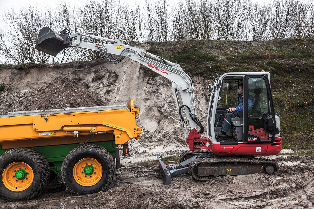 Photo du produit TAKEUCHI TB240