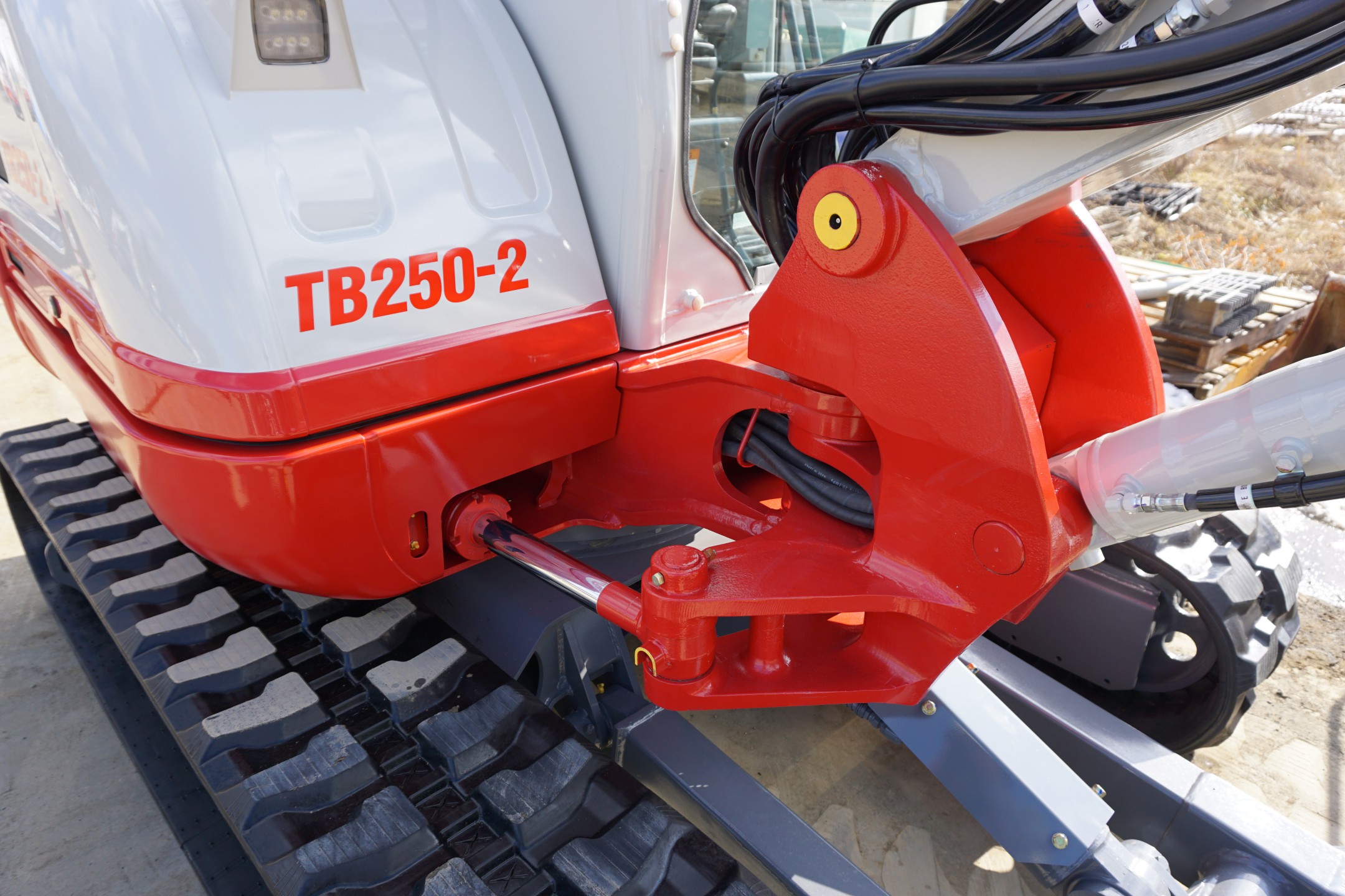 Photo du produit TAKEUCHI TB250-2